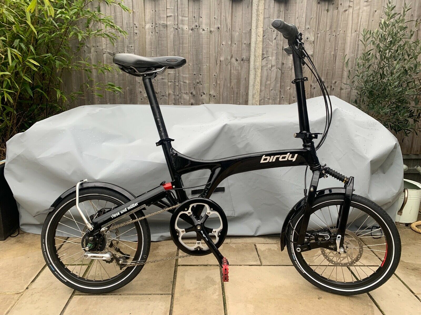 Birdy Folding Bike with Shimano Alfine 8spd Hub and Disc Brakes - Folding Bikes 4U