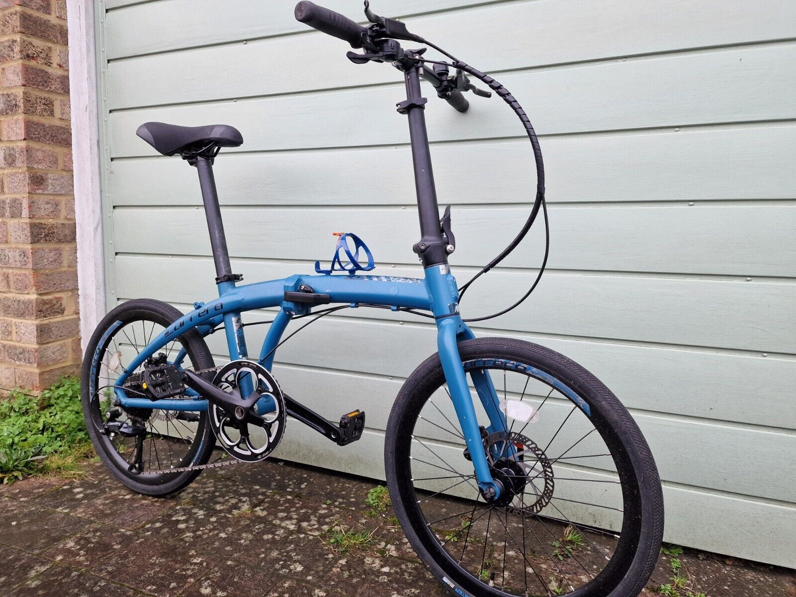 Carrera Intercity Hydraulic Disc 9 Speed Foldable Folding Bike Shimano Tektro - Folding Bikes 4U