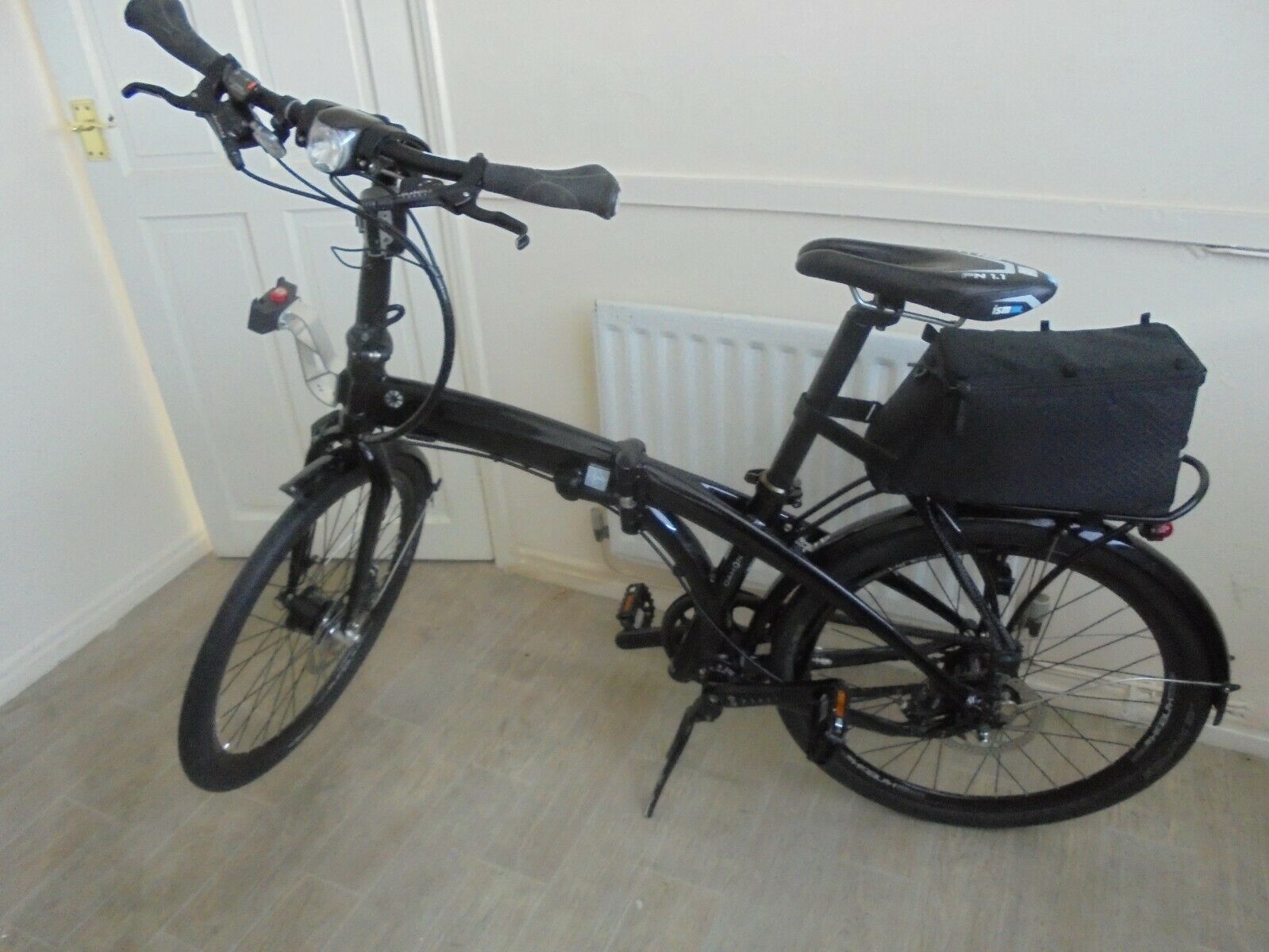 Dahon IOS XL Folding Bike with Alfine 8 gears and Avid Juicy hydraulic disks - Folding Bikes 4U