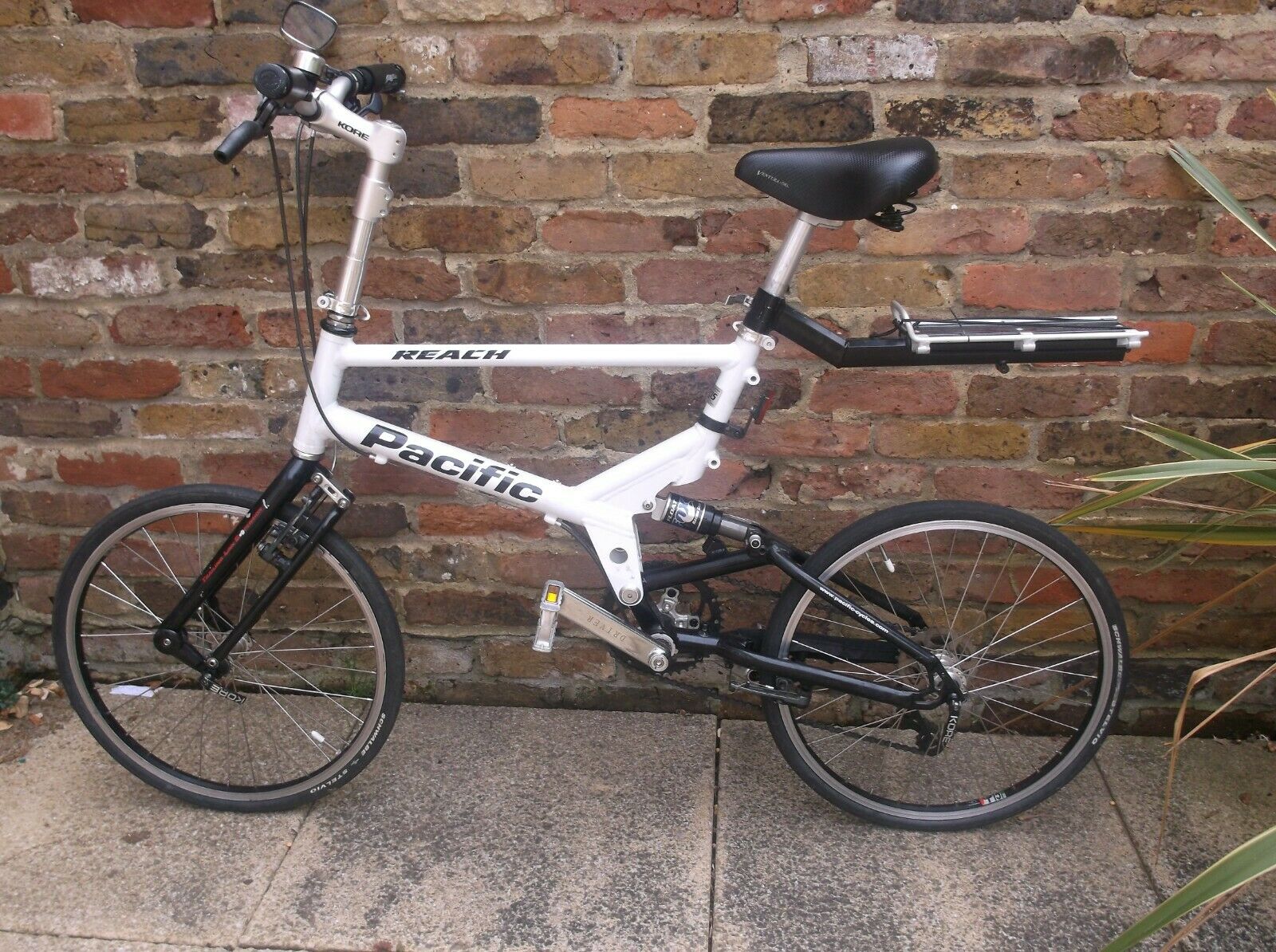 Pacific Reach Folding Bike - Folding Bikes 4U