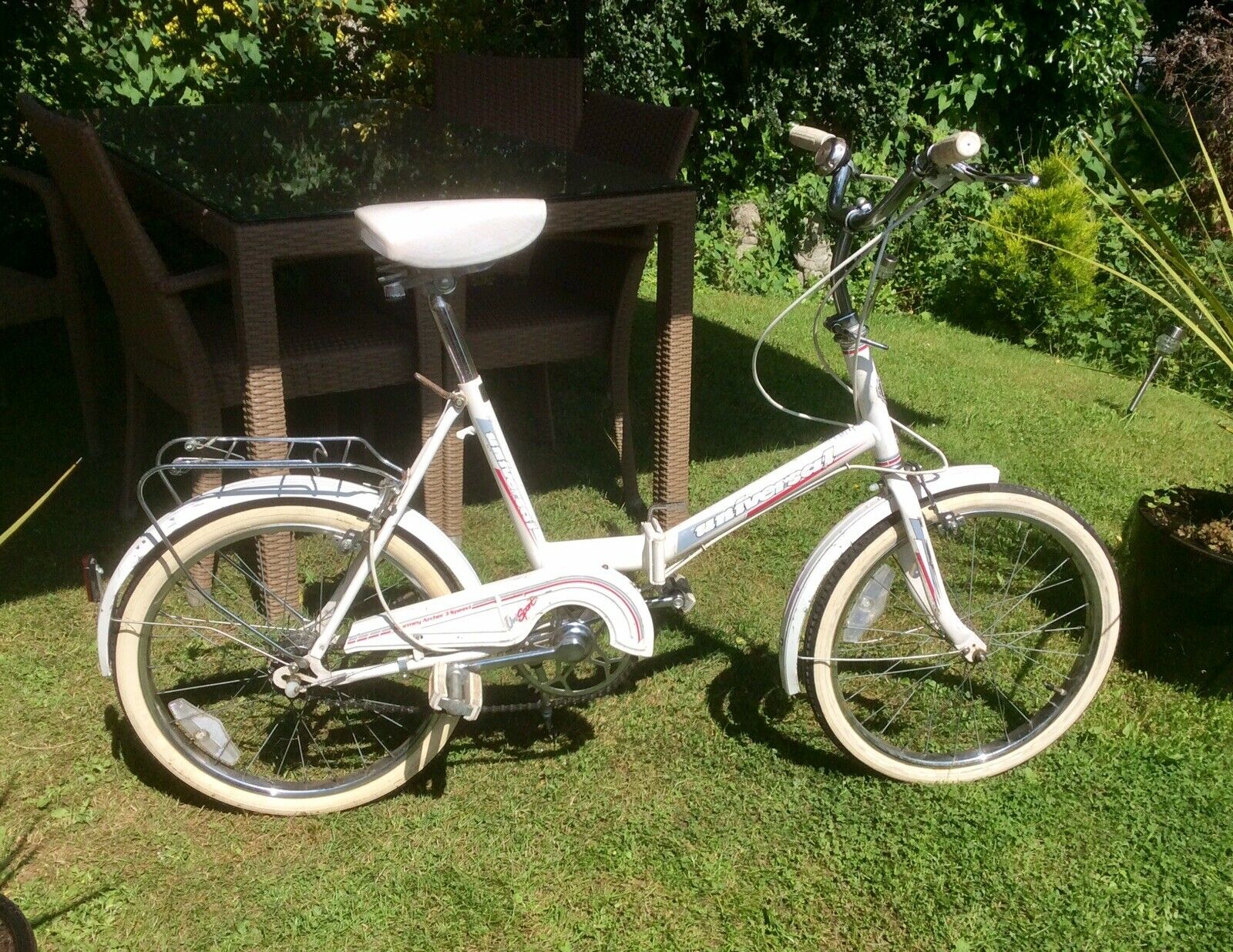 Retro Vintage White Universal Uni Sport 3 Speed Fold Away Fold Up Bike  - Folding Bikes 4U