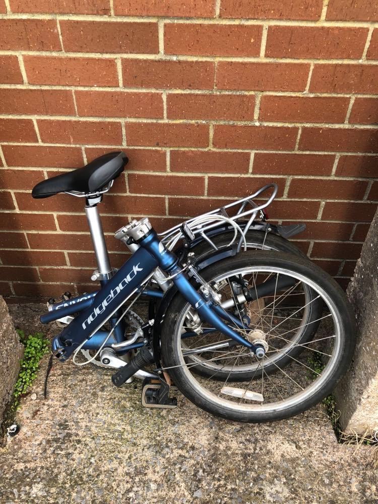 Ridgeback Envoy Folding Bicycle 20" wheels c/w bag, pump + Booklet RRP £399.99! - Folding Bikes 4U