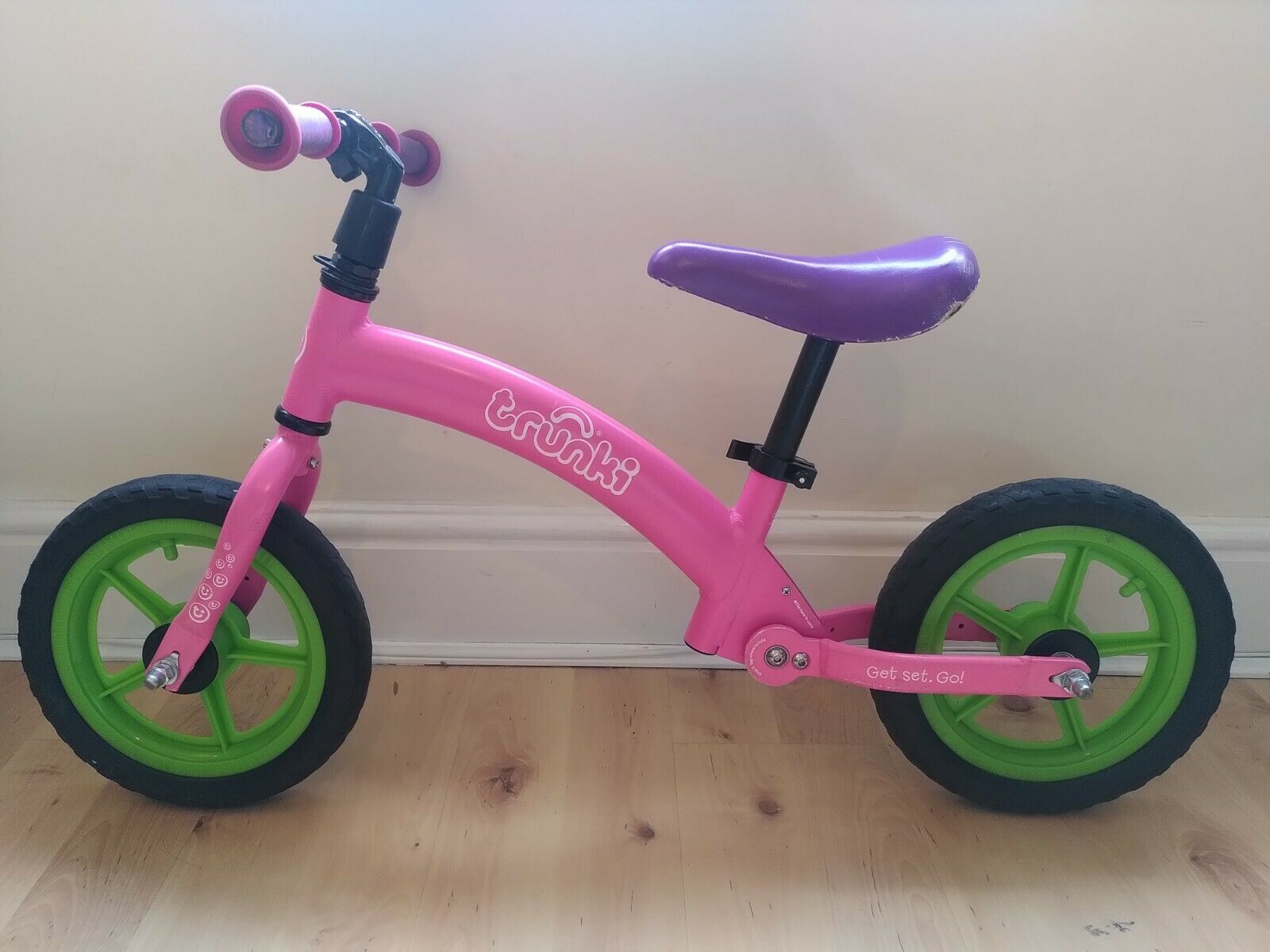 Trunki fold & carry balance bike - 12 inch -  pink & green - super light! - Folding Bikes 4U