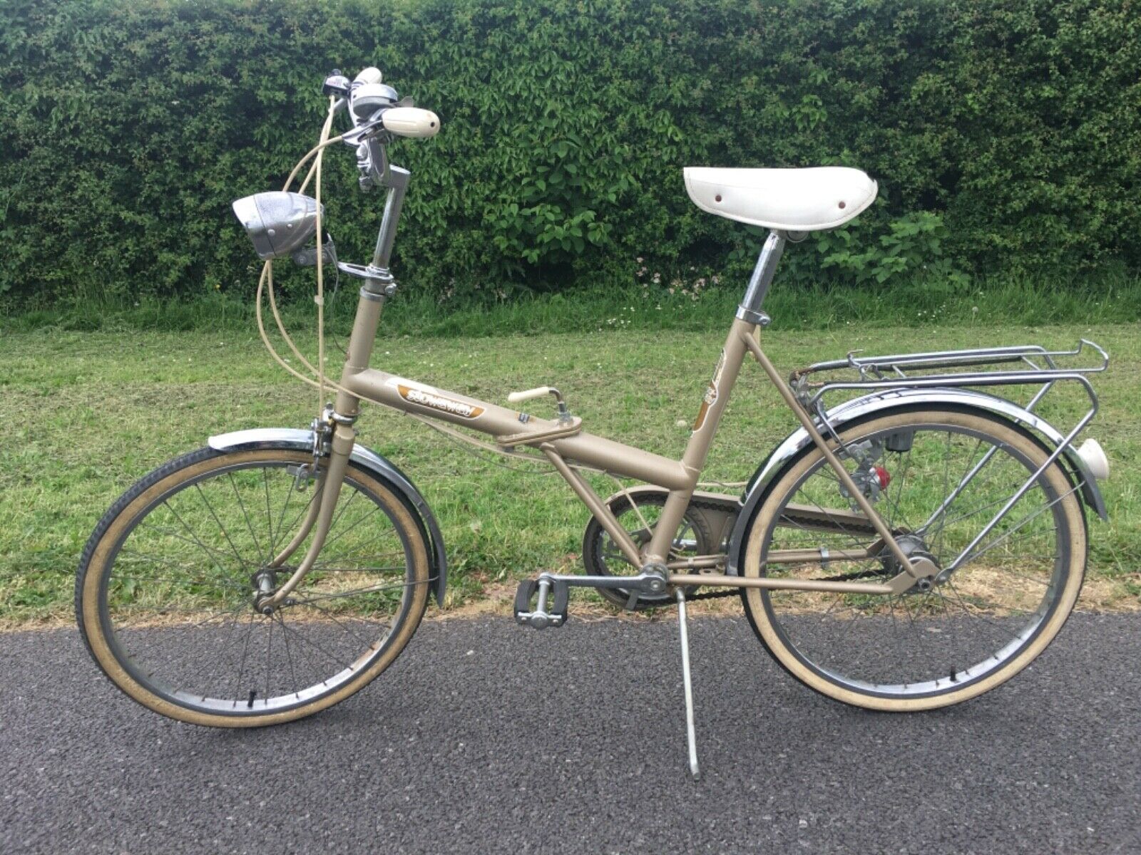 Vintage Raleigh Stowaway Shopper 20 Folding Bike Bicycle w/ Working Dynamo 1970  - Folding Bikes 4U