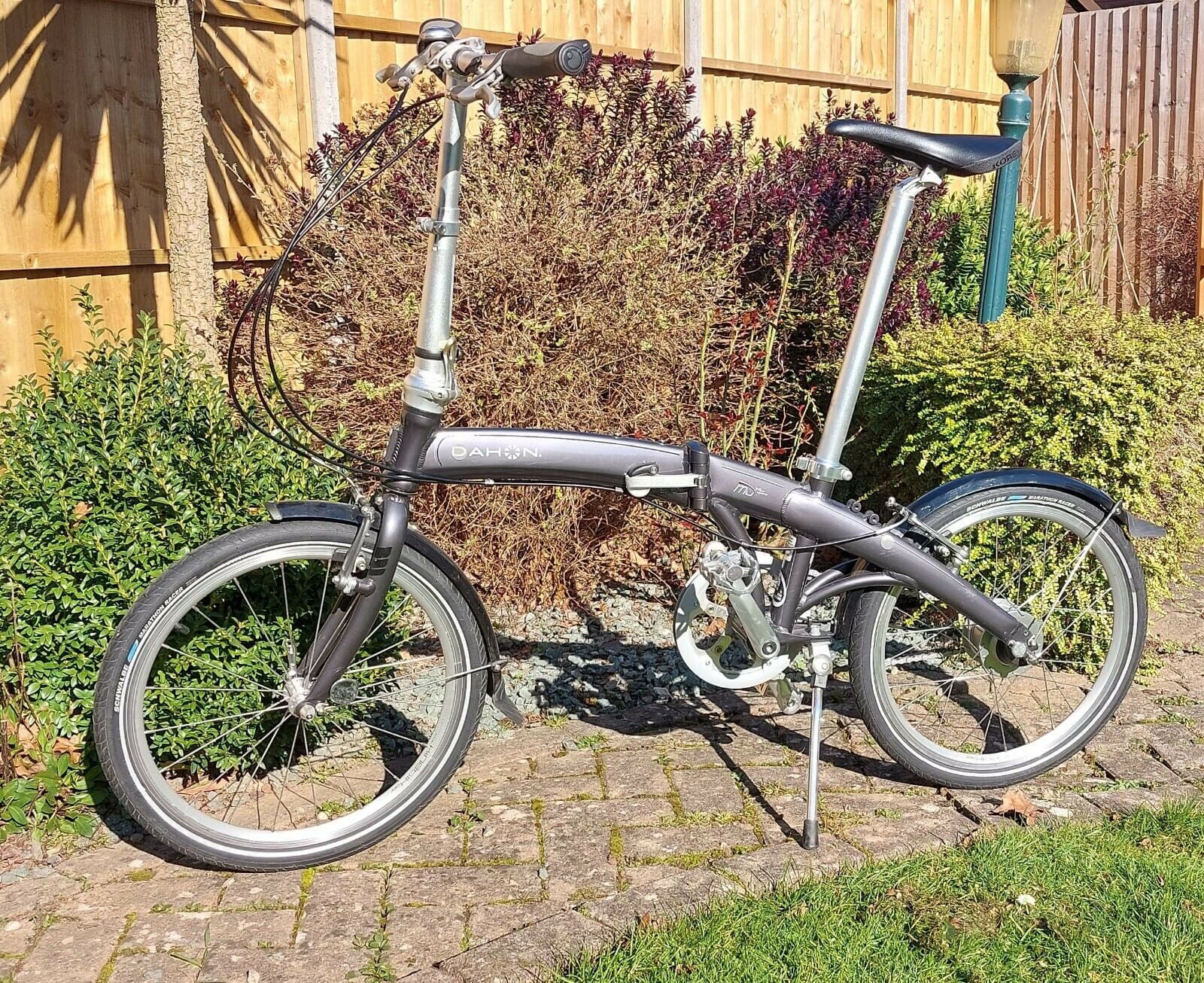 dahon mu xl sport folding bicycle Nexus 8 - Folding Bikes 4U