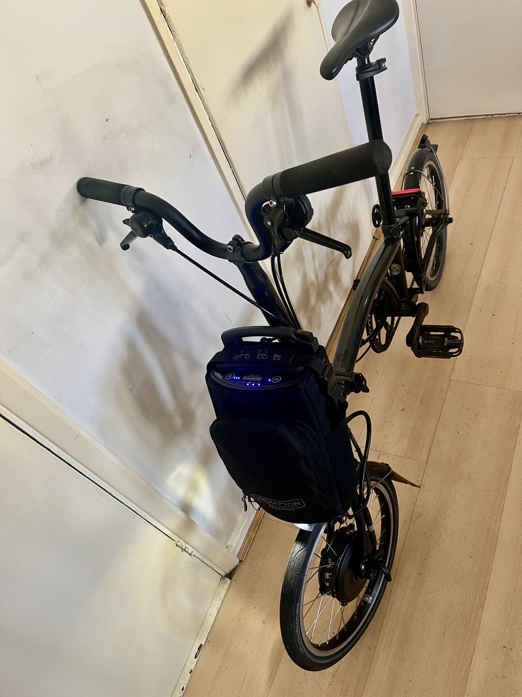 Brompton P Line Electrc Urban 4S, Midnight Black Edition Mid Handlebar RRP £3800