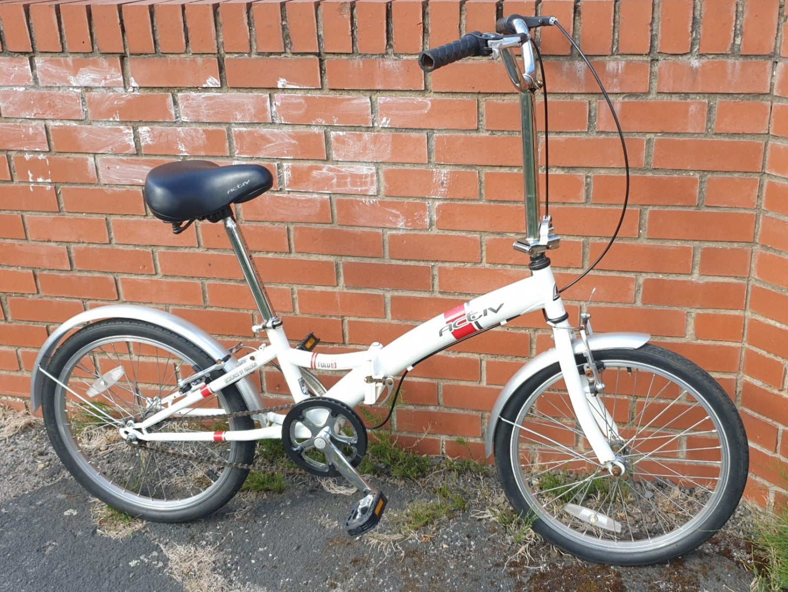 Raleigh Activ Fold‑S 20” Folding Bike – Fully Serviced, Ready to Ride – White
