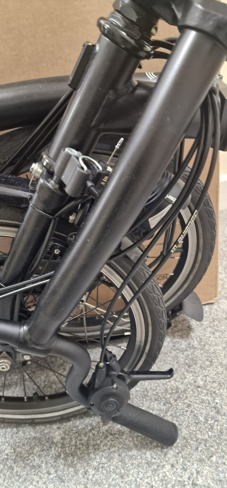 Brompton Black C Line 6 Speed fold bike + Free UK & Low Co$t WORLD📦🛩 🌎📫
