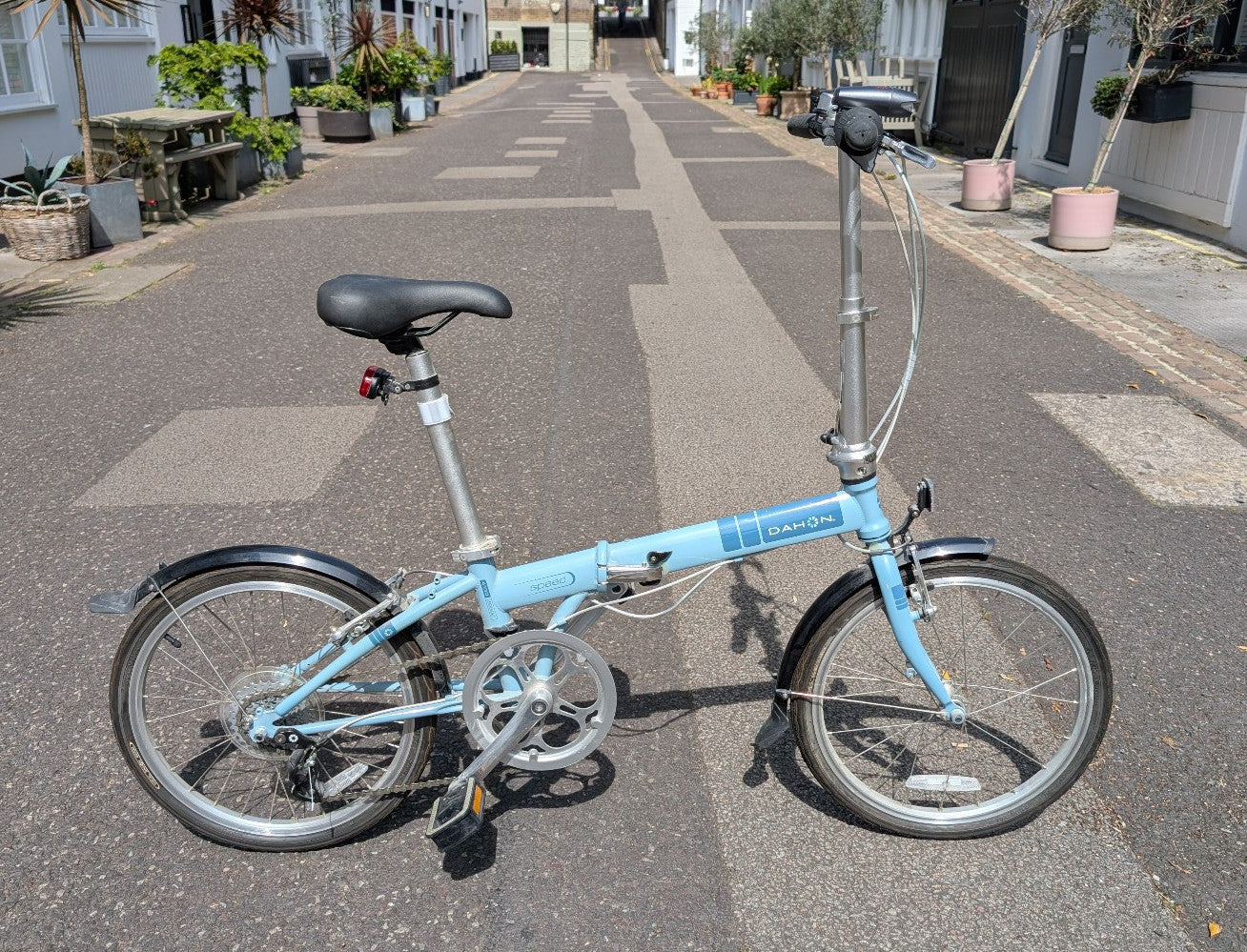 Dahon Speed D7 folding bike with Abus D-lock - ideal commuter - great condition