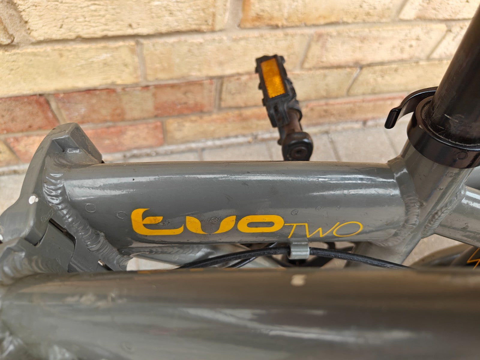 RALEIGH EVO 2 ADLUTS FOLDING BIKE