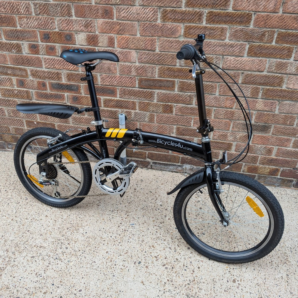Bicycles4U 20in Folding Bike - 6 Speed Grip Shift, Mudguards, V-Brake