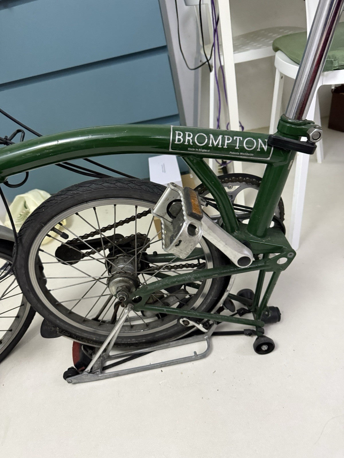 Brompton M3R Folding Bike Green, Mudguards & Rear Rack, Side Pull Caliper