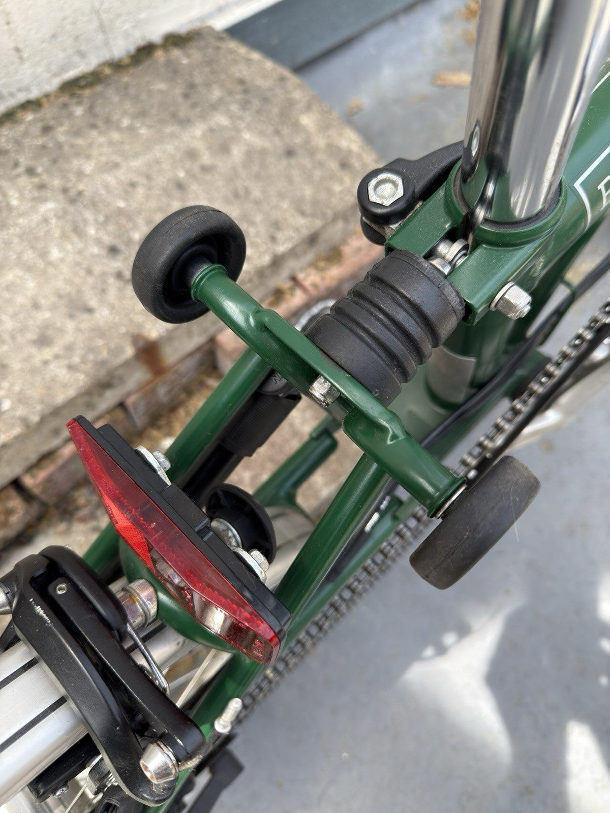 BROMPTON M6L  - RACING GREEN - VERY GOOD CONDITION