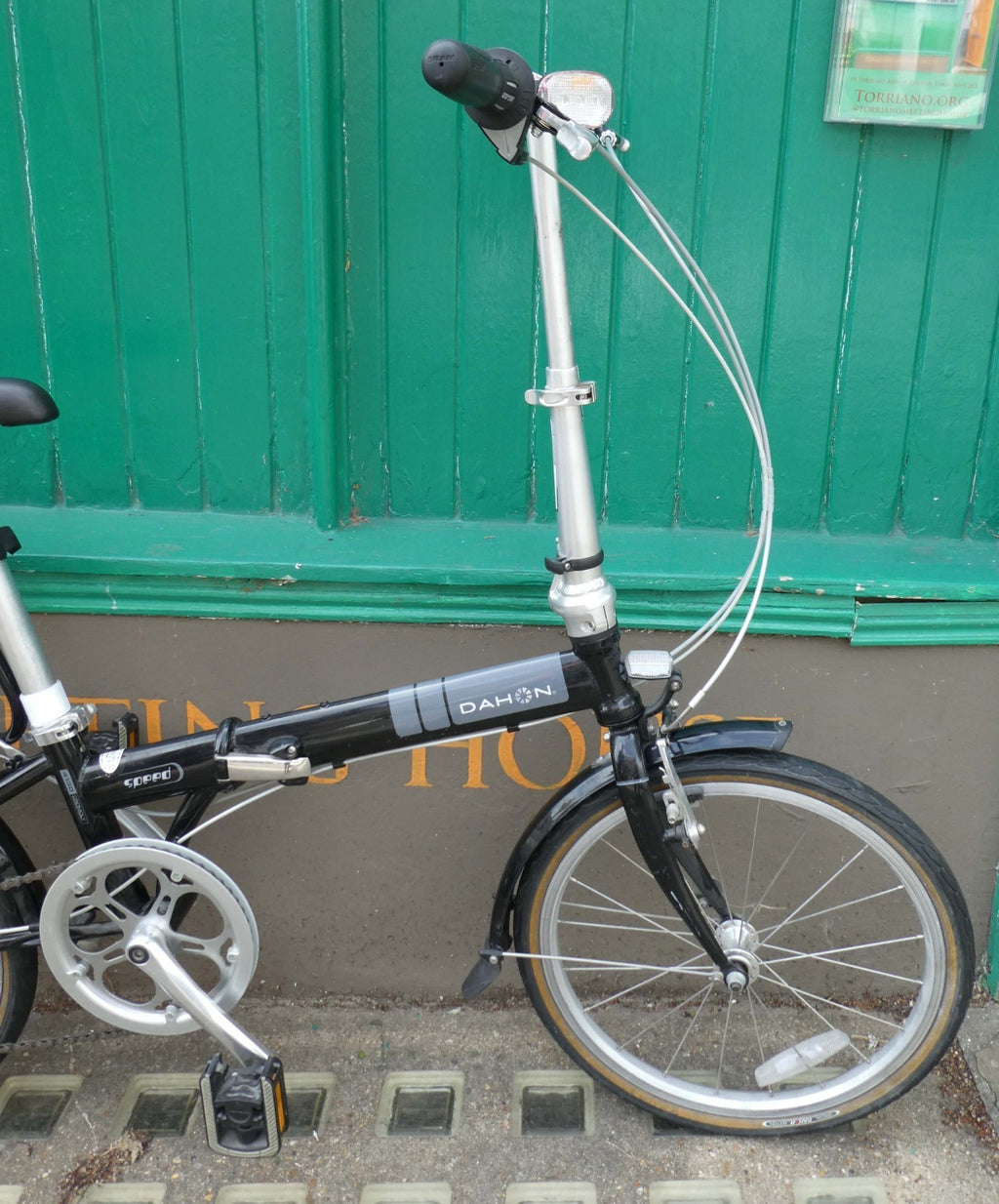 Dahon D7 4130 Folding Bike - * Nice Condition * Ready for hot weather *