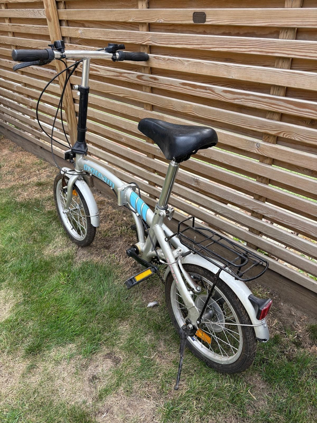 Proteam Folding Bike, silver & blue, adjustable seat, good for commuting
