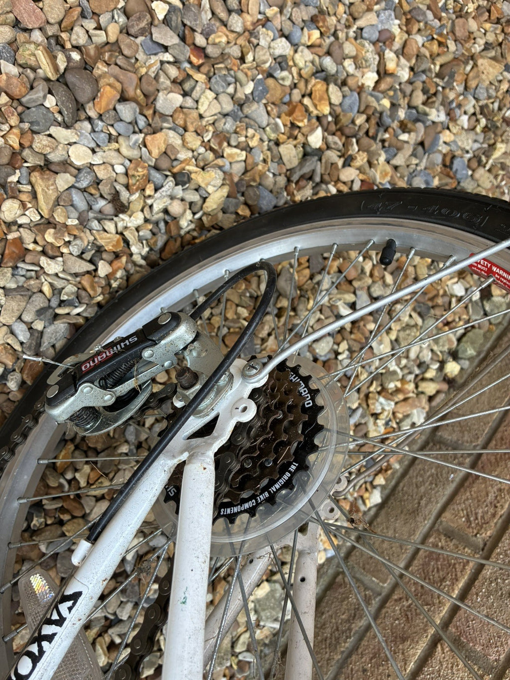 Saxon White Folding Bike