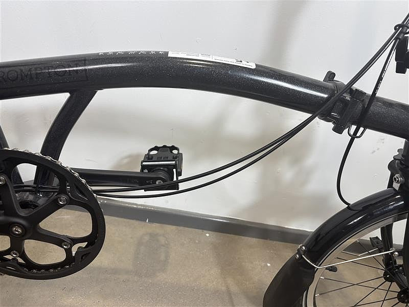 Brompton P Line 4 Speed 2022 Low Handlebar Folding Bike - Midnight Black