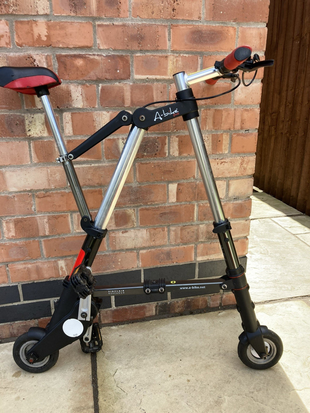Clive Sinclair A-Bike Plus Folding Commuter Bike with Pump