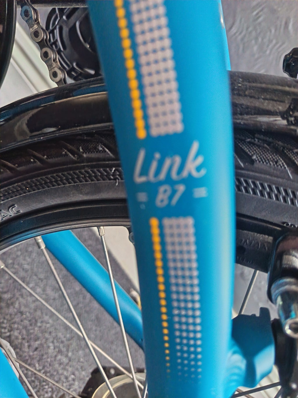 Tern Link B7 20in Folding Bike Blue 7 Speed V-Brake Mudguards Kickstand