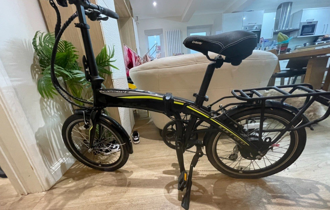CARRERA CROSSCITY E FOLDING BIKE HARDLY USED IN EXCELLENT CONDITION