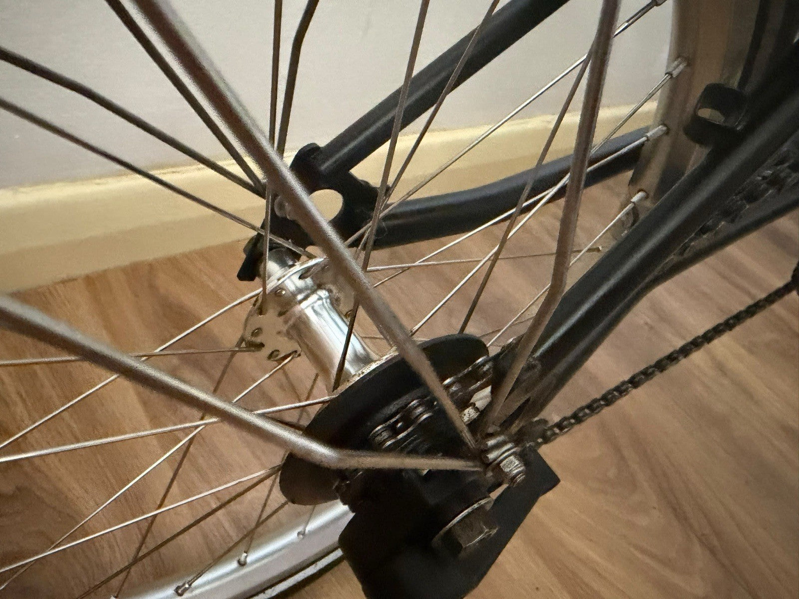 Brompton C Line M1L (Single  Speed) folding bicycle -  (EXCELLENT CONDITION)