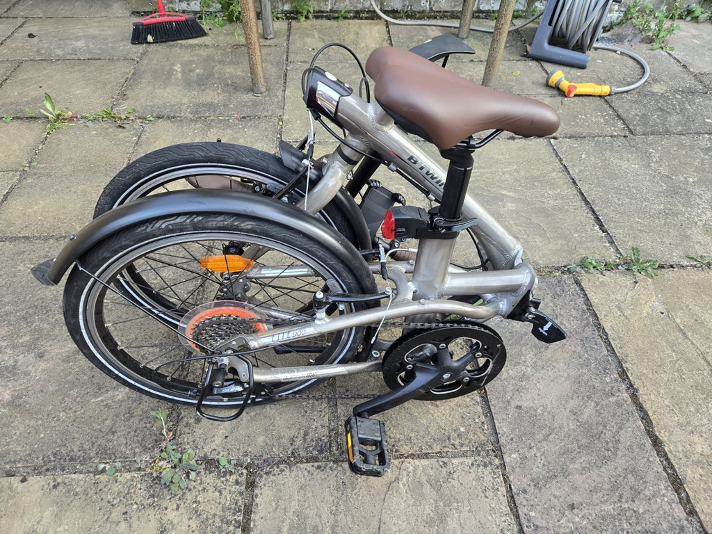 BTWIN Tilt 900 Folding Bike (9-Speed)