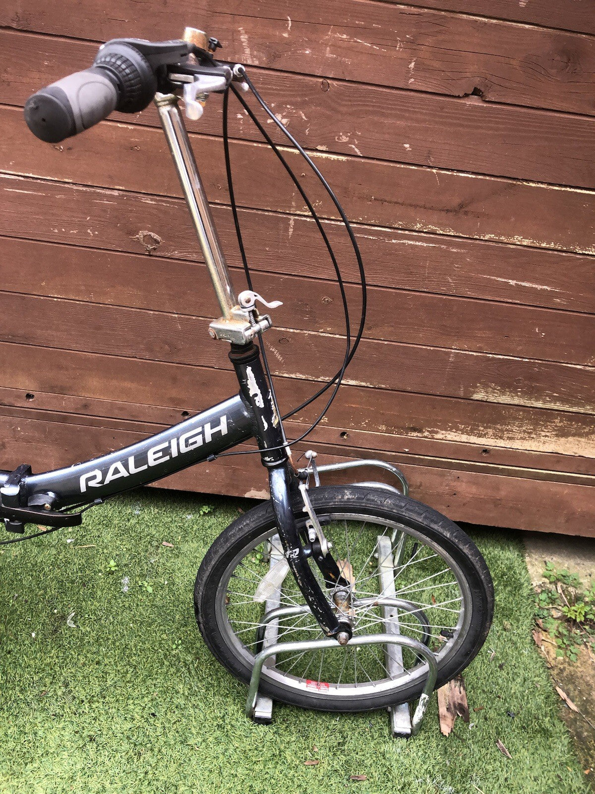 Raleigh Evo 7sp Folding Bicycle 20inch Wheels 7 Speed
