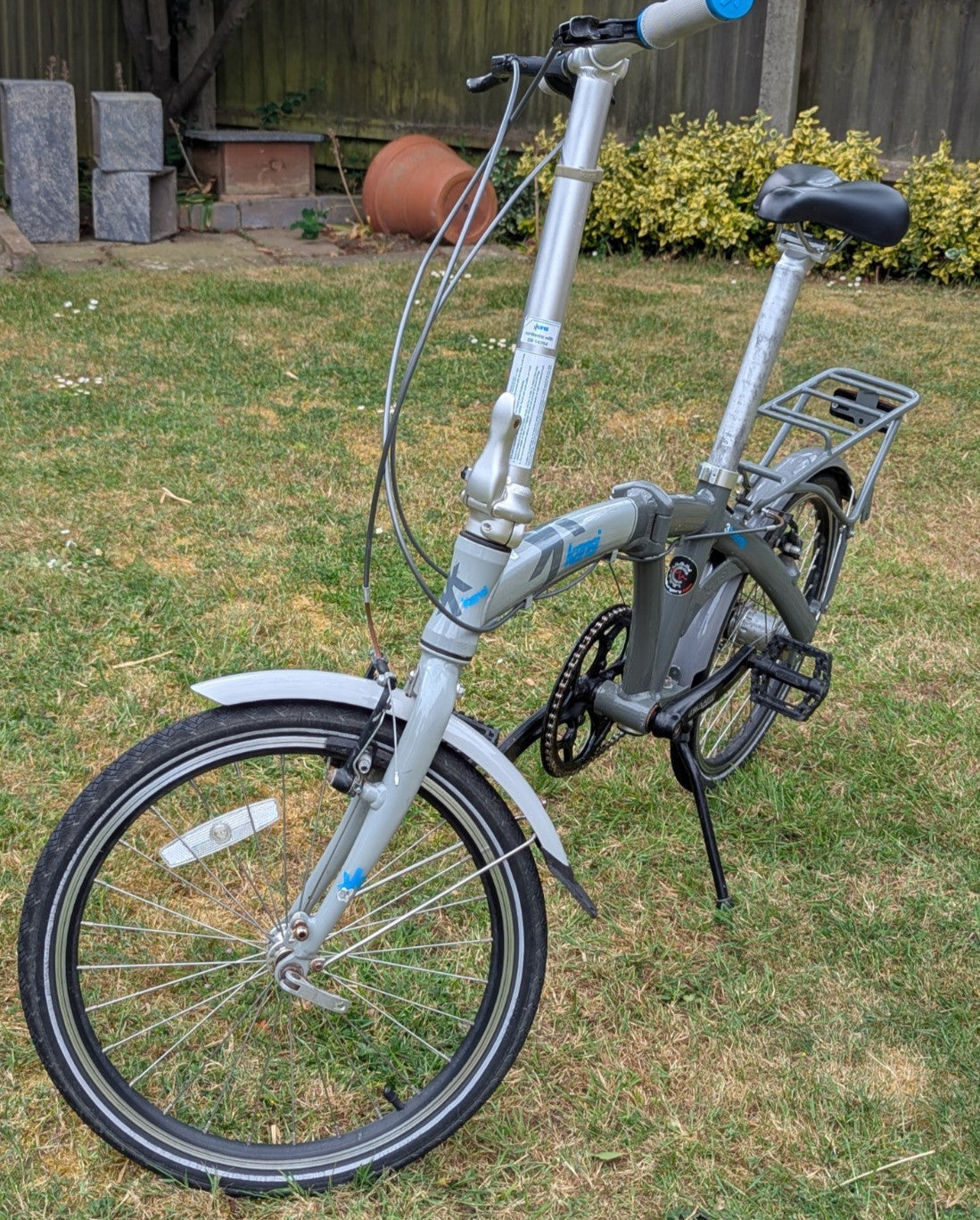 Kansi 3Twenty Folding Bike 20" 3-Speed White/Grey — Good condition