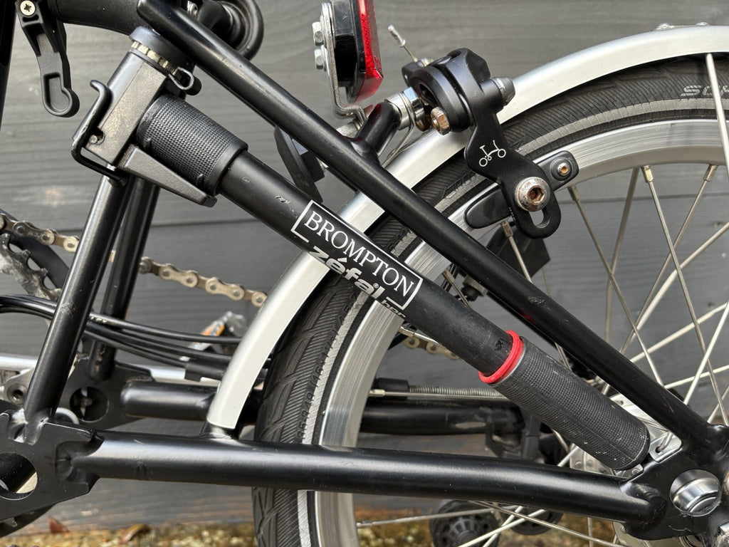 2022 Brompton C Line 6 Speed H6L Folding bicycle in Black - Leisure Used