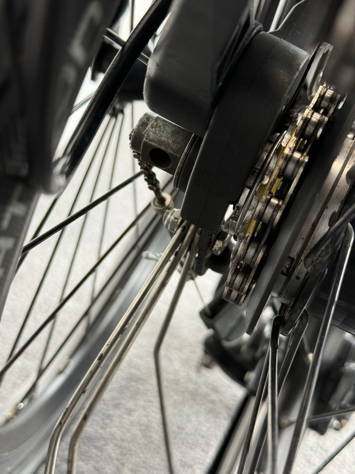 Brompton Folding Bike 6-Speed - C-Line Explore - Black Edition