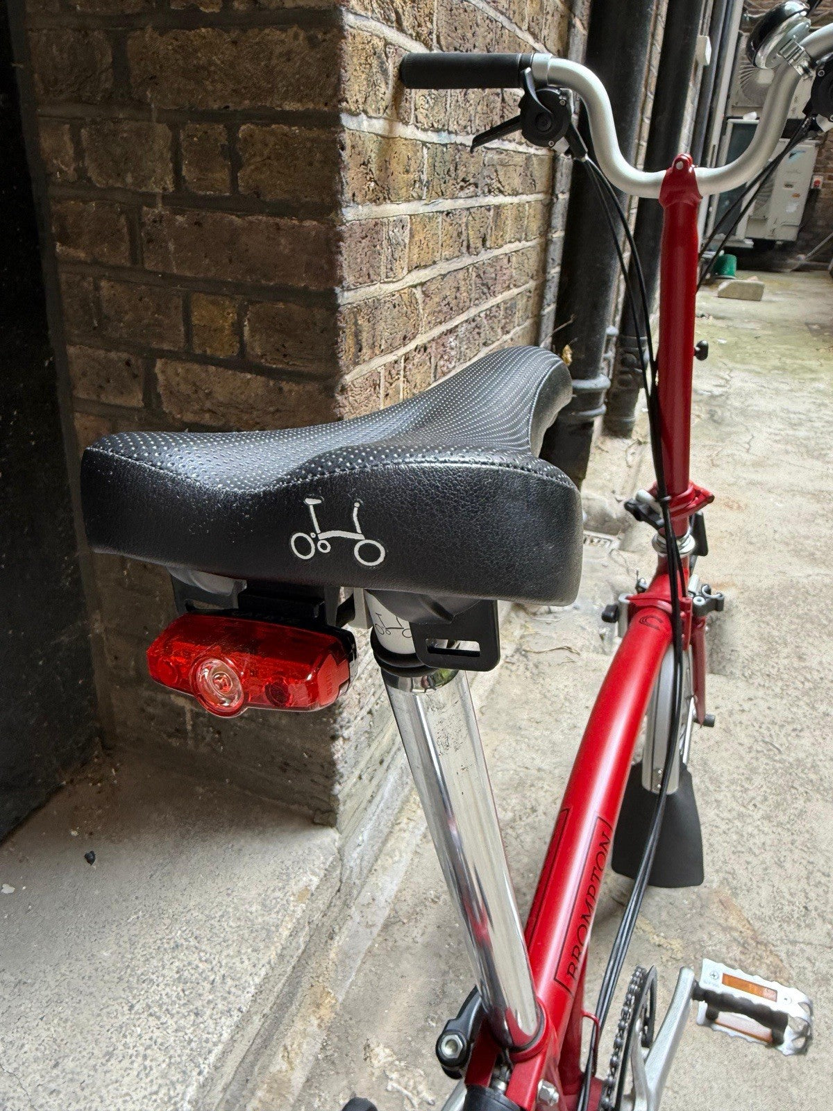 Brompton C Line Folding Bike – Excellent Condition – Barely Used