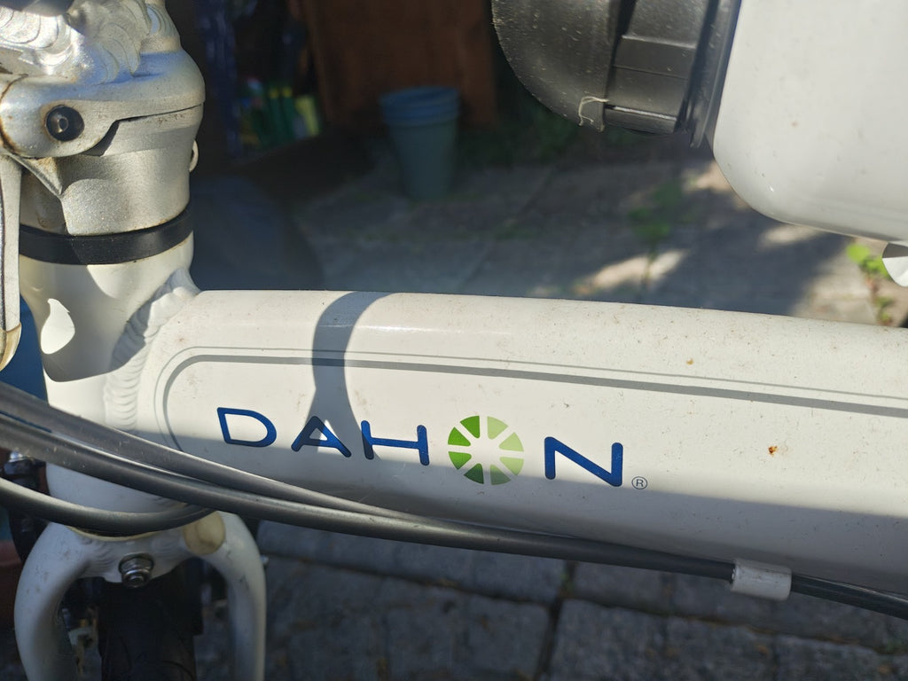 Dahon Mu Folding Bike Cycle White Aluminium