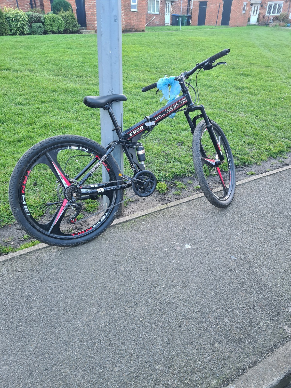 Trio Blade Folding Bike