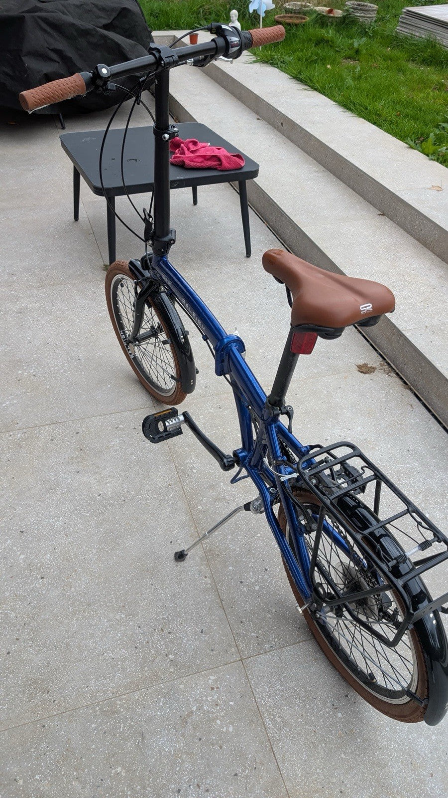 Raleigh Stowaway Folding Bike - Brand new!