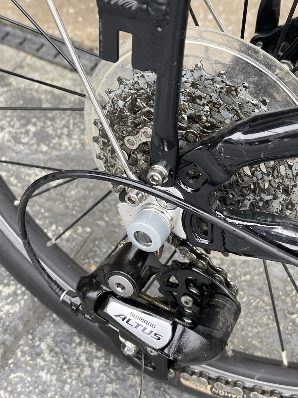 Dahon YRA062 Aluminium Folding Bike 20” Wheels 24 Speed Serviced Excellent Cond