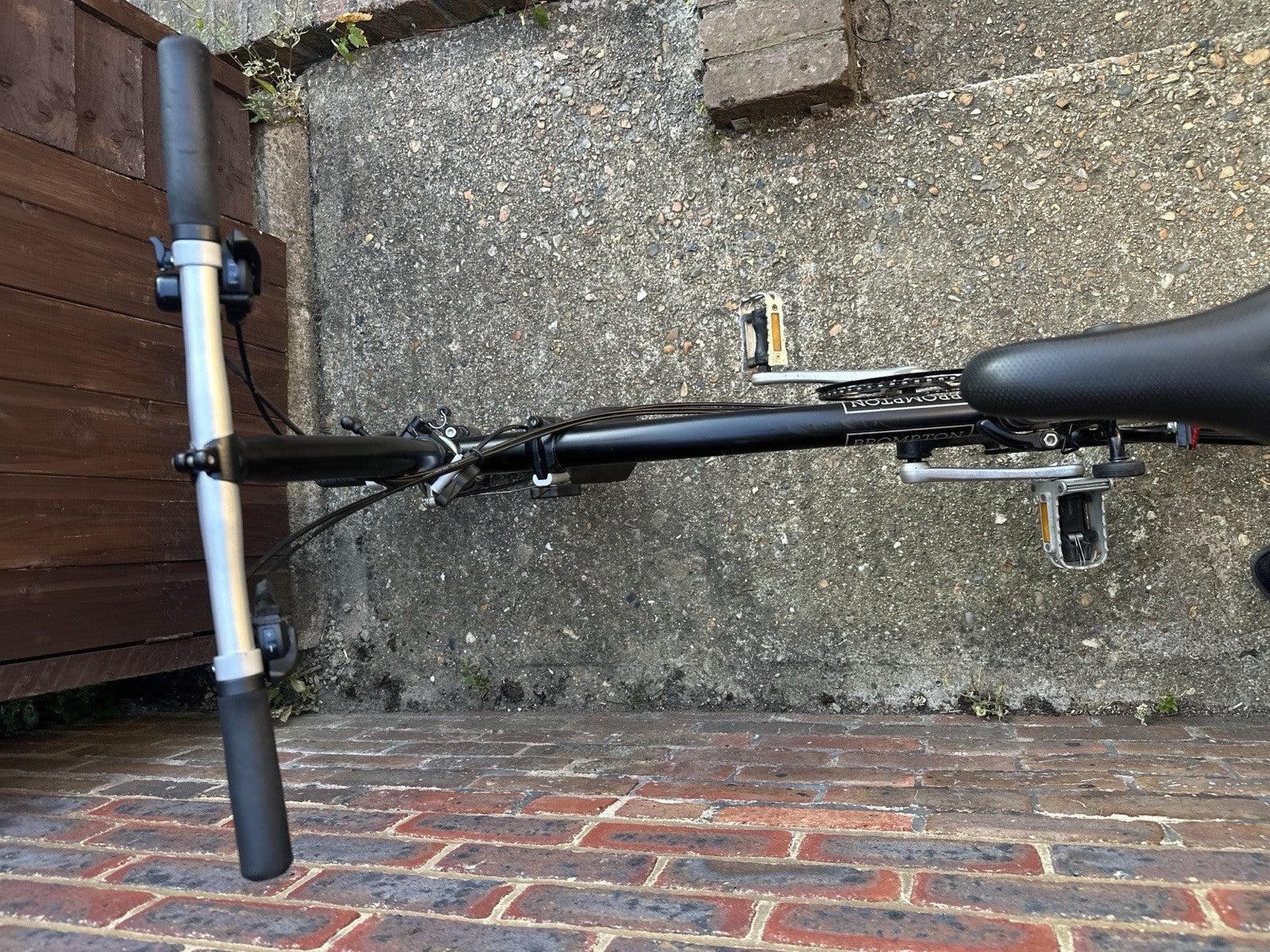 Brompton M6R Black Folding Bike 6-Speed,  2020 Model