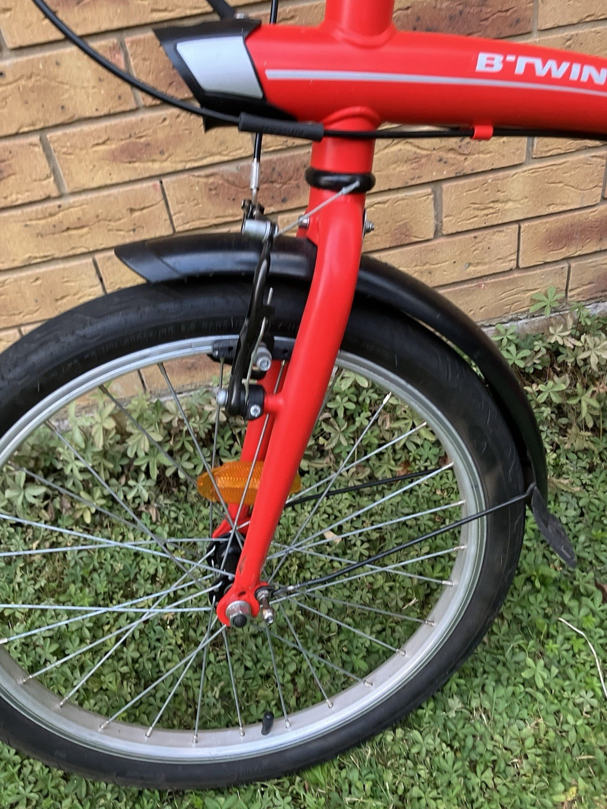 BTWIN Folding Bike 20″ | Urban Commuter Bicycle | 6-Speed Bike | Great for City