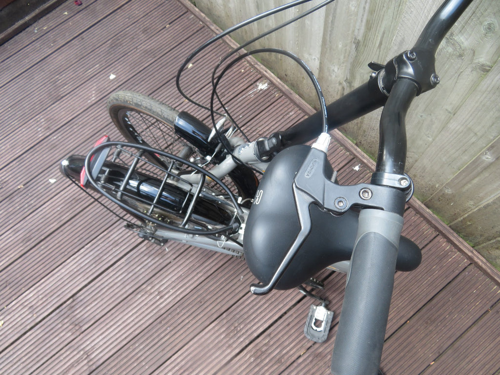 Raleigh Evo 20in Folding Bike Grey/Black Small Flat Bar Rear Rack Mudguards