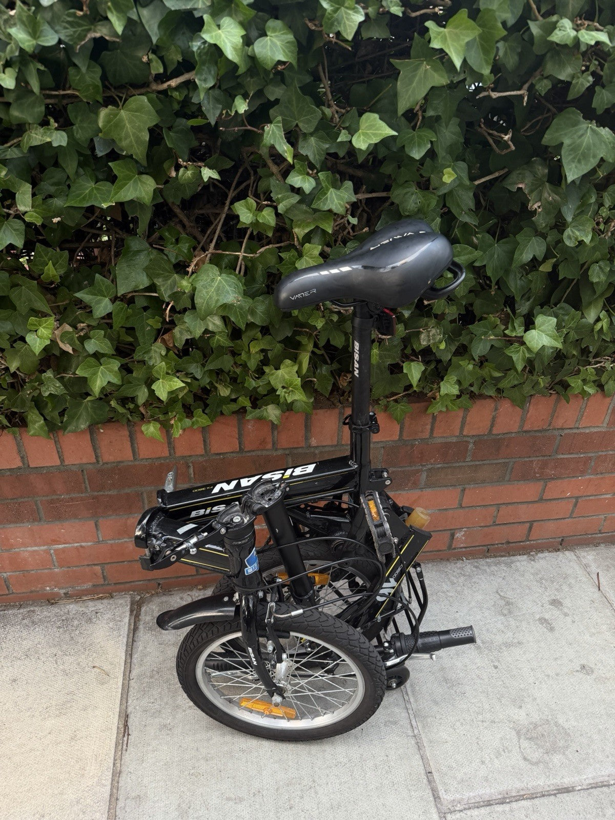 Bisan FX3800 Folding Bike – Black, 16” Wheels, Used, Working Condition