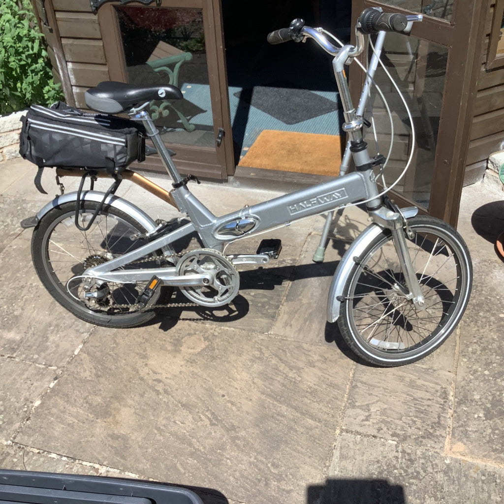 Adult Giant Halfway Folding Bicycle 20” Wheels