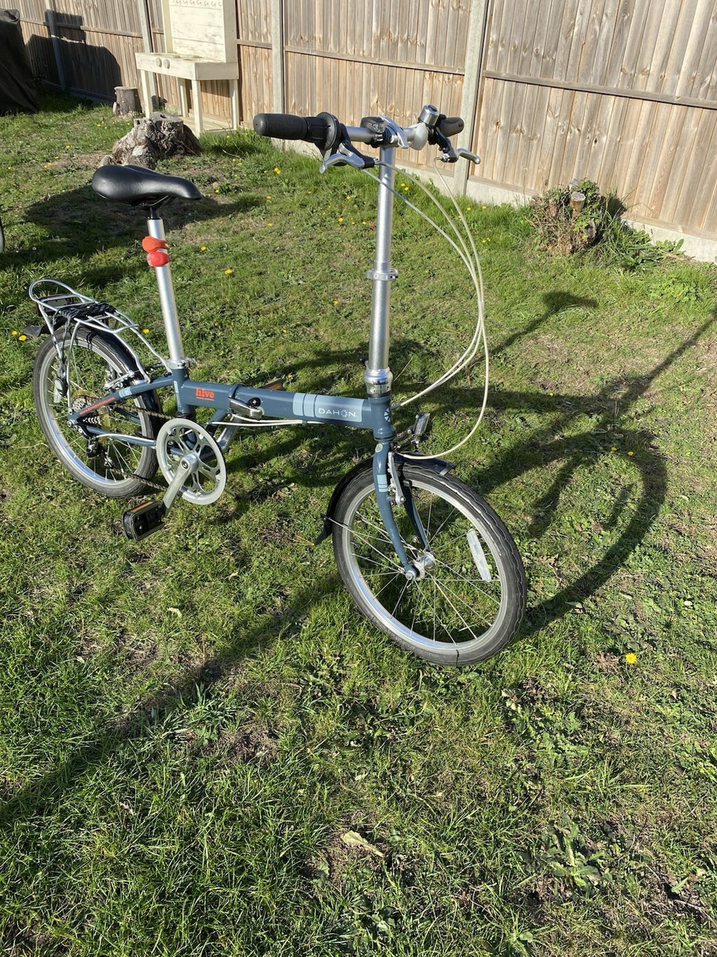 Dahon hive 4130 Folding Bike 20 in Blue 7 speed luggage Rack Mudguards for tube