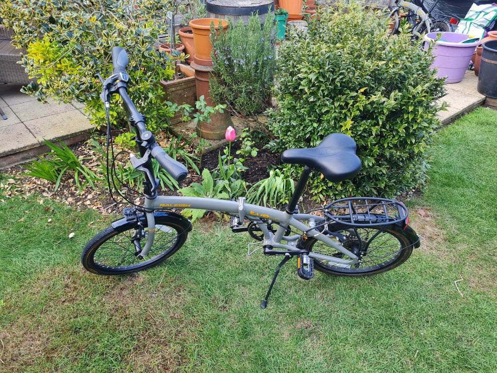 Raleigh Evo Two Folding Bike.  (Two Bikes Available - Collection only: KT22)