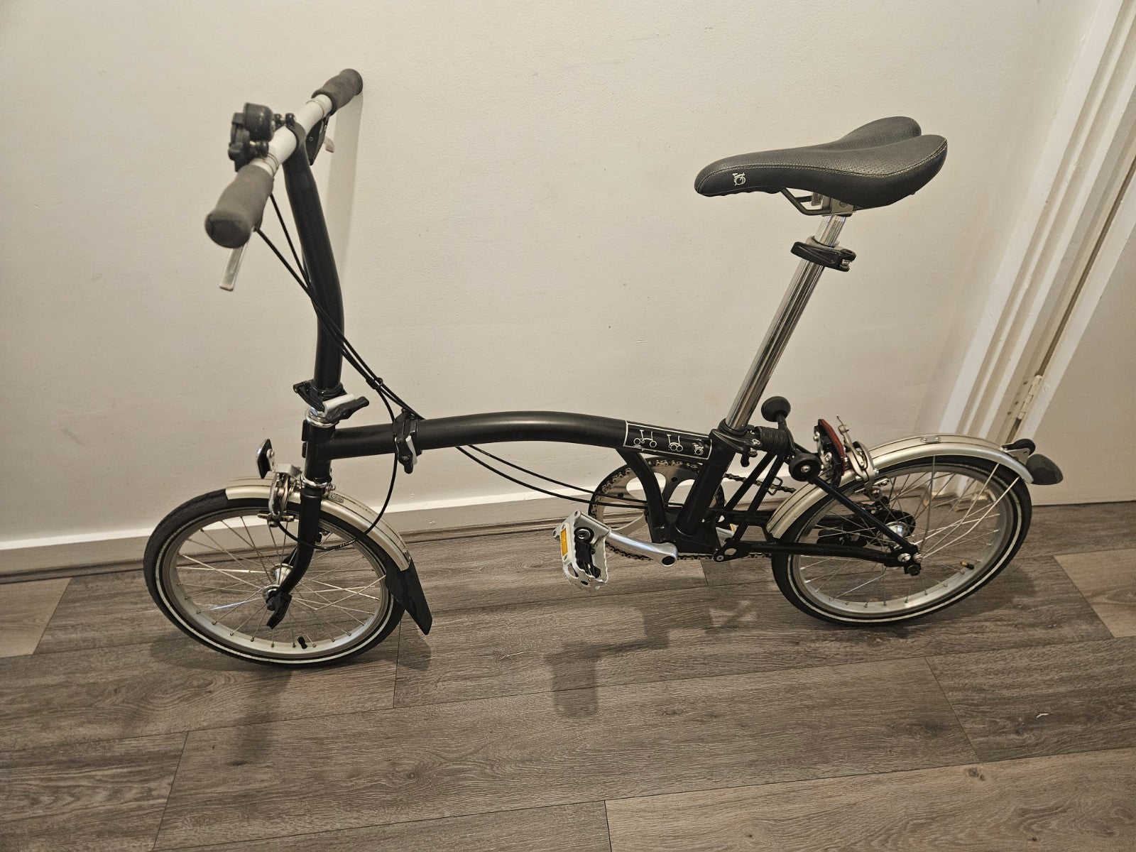 Brompton Folding Bike 2-Speed, Black