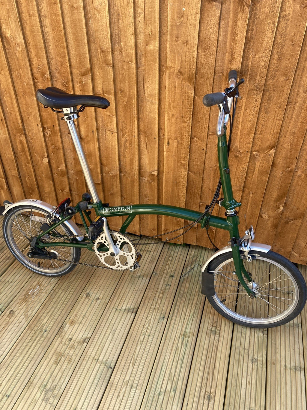 Brompton Racing Green Folding Bike 3 Speed + Outeredge Bag