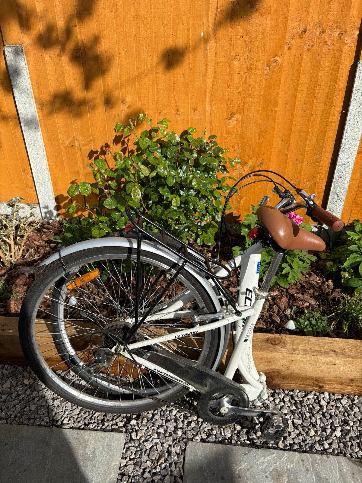 Ecosmo Ladies Folding Bike - Working Order But Would Benefit From A Service