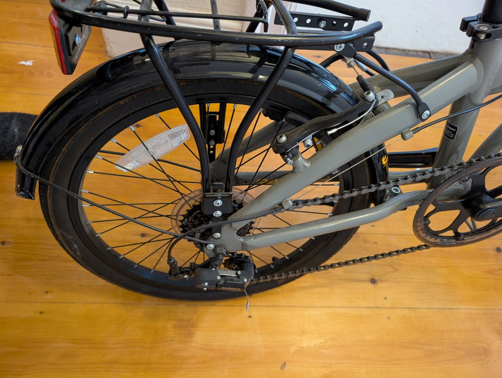 Raleigh Evo 2 Folding Bike 7-Speed Shimano Gears Grey