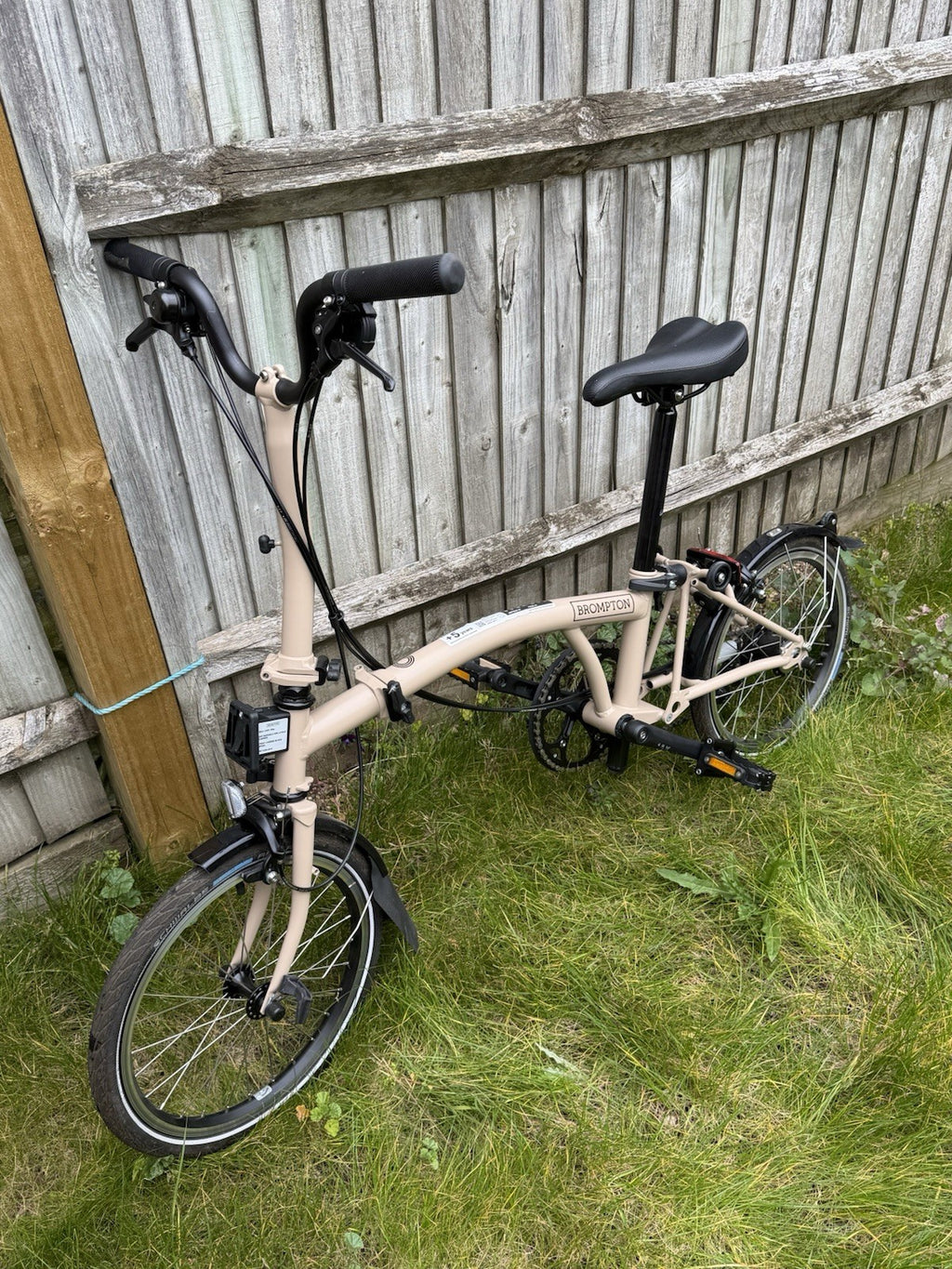 Brompton C Line Folding Bike 6 Speed, Mid bar, Dune Sand