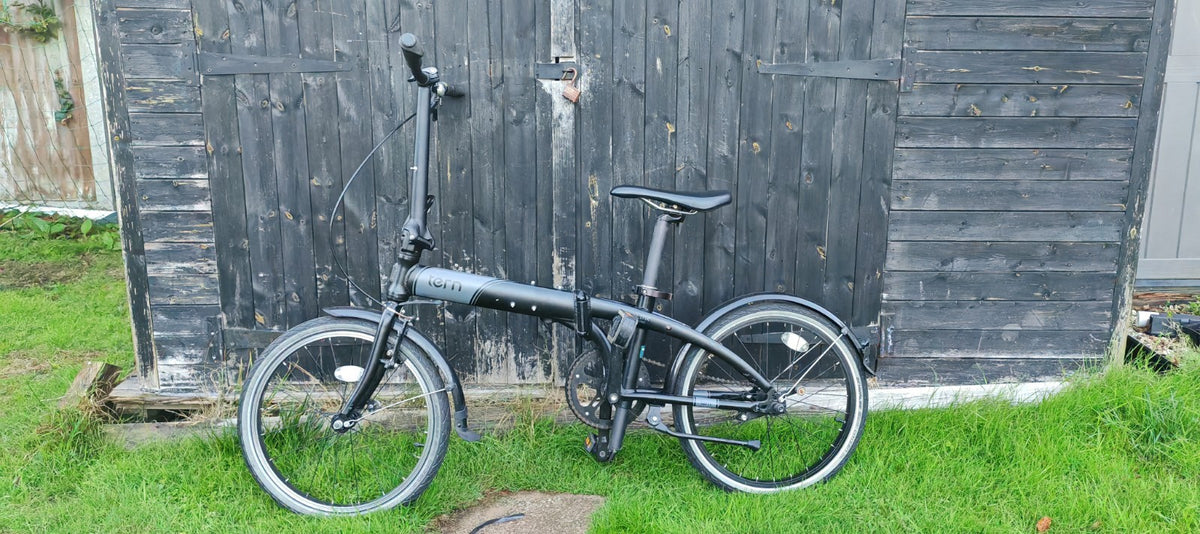 Tern Link Uno 20in Folding Bike Black with Mudguards & Rear Rack