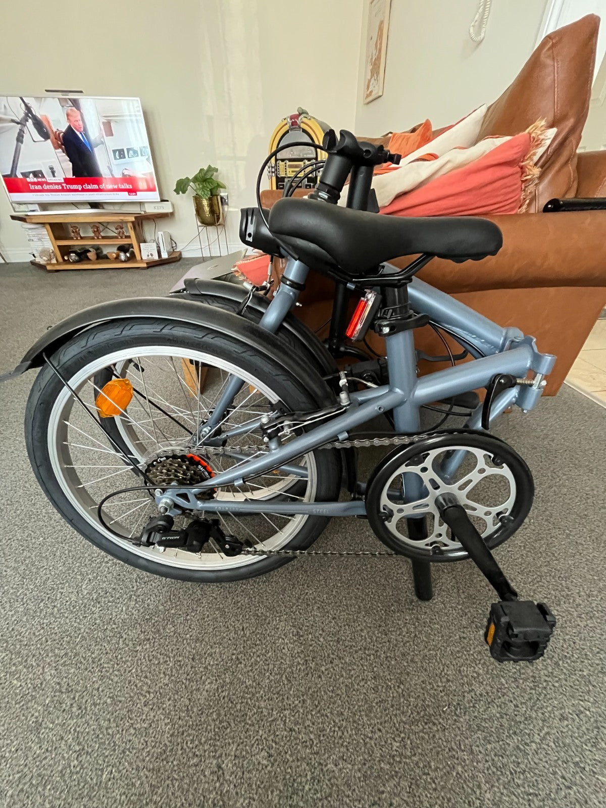 Btwin 120 Folding bikes for adults. Never used
