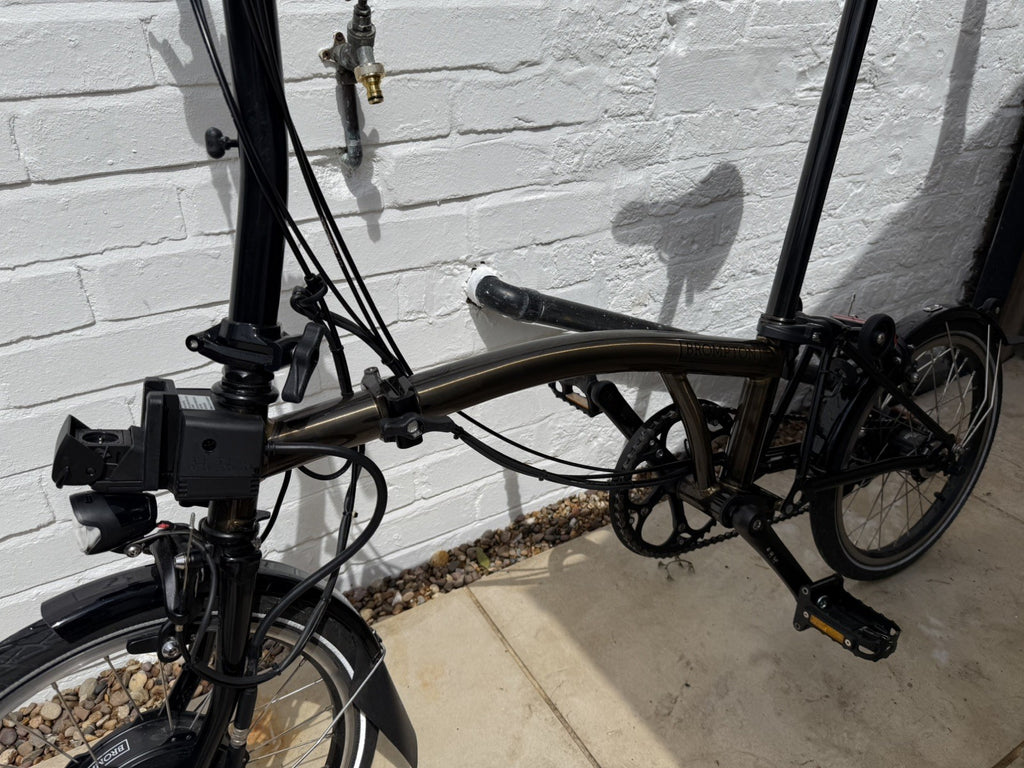Brompton C Line Electric (M6L) Black Edition - Black Lacquer